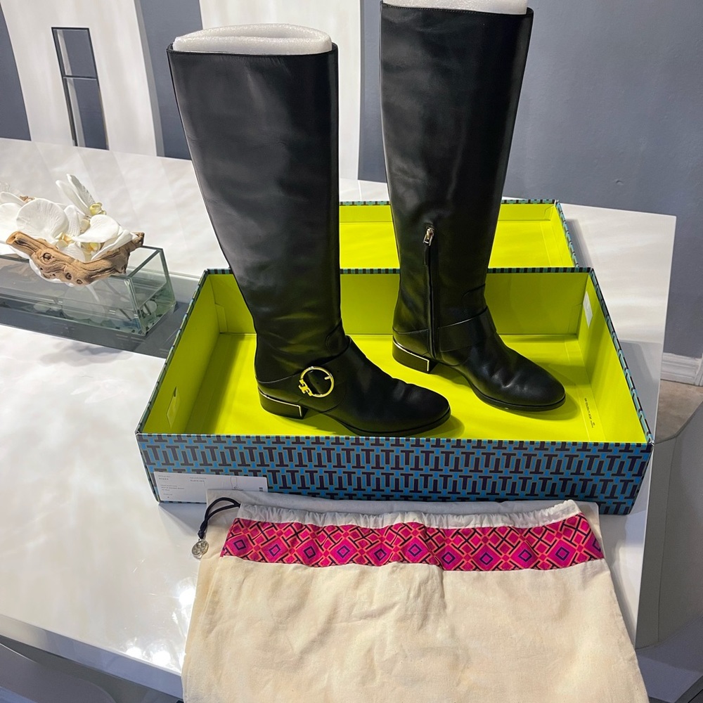 Torry Burch Boots